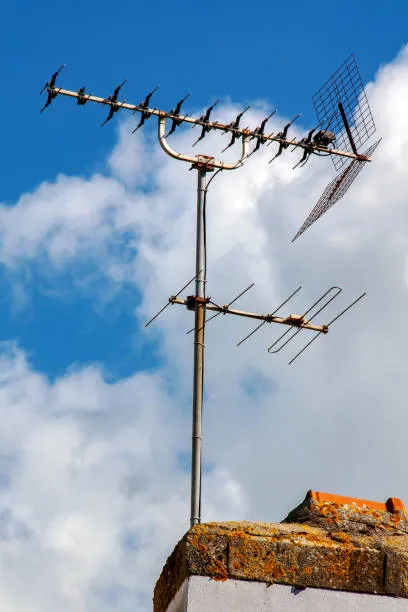 Antenniste en intervention à domicile